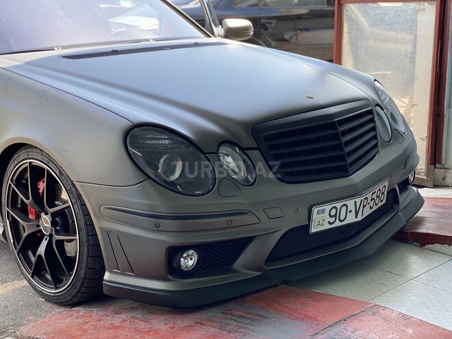 Mercedes E 230 2008, 233,000 km - 2.5 l - Bakı