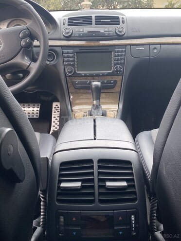Mercedes E 230 2008, 233,000 km - 2.5 l - Bakı