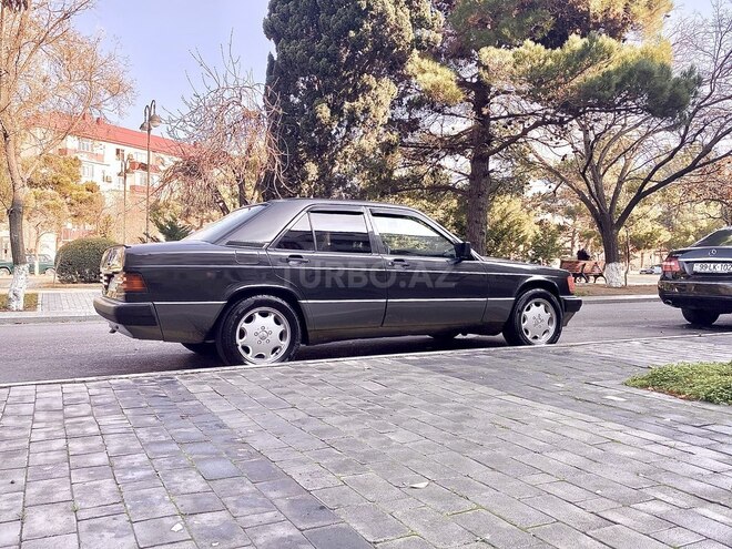 Mercedes 190 1992, 273,500 km - 1.8 l - Sumqayıt