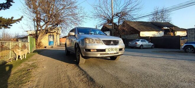 Mitsubishi Airtrek 2001, 154,000 km - 2.0 л - Zaqatala