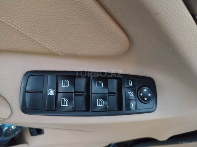 Mercedes ML 350 2009, 250,000 km - 3.5 l - Bakı