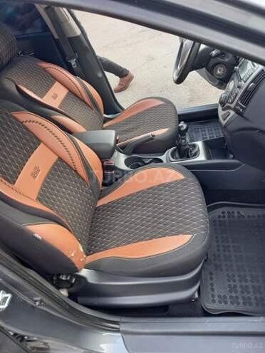 Hyundai i30 2009, 222,000 km - 1.6 л - Gəncə