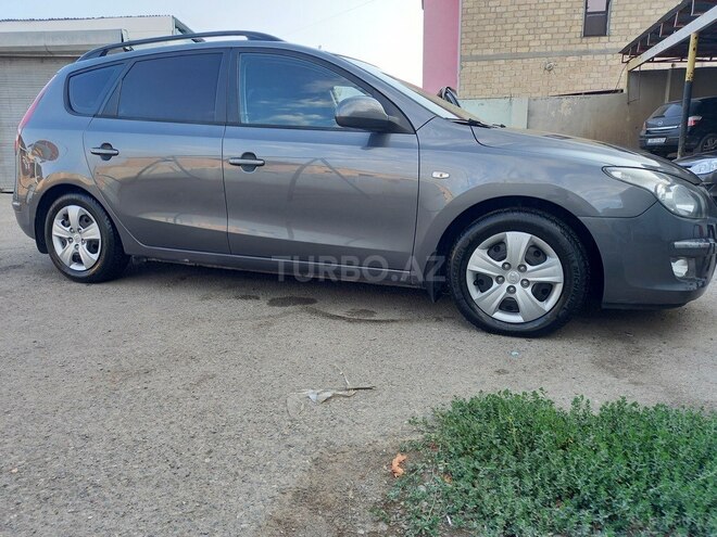 Hyundai i30 2009, 222,000 km - 1.6 л - Gəncə