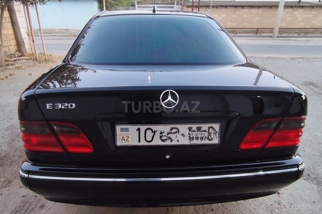 Mercedes E 320 2001, 350,000 km - 3.2 л - Şirvan