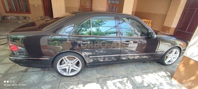 Mercedes E 320 2001, 350,000 km - 3.2 л - Şirvan