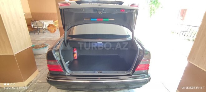 Mercedes E 320 2001, 350,000 km - 3.2 л - Şirvan