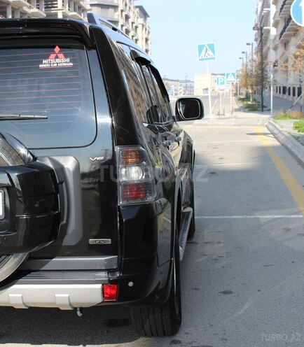Mitsubishi Pajero 2012, 225,000 km - 3.0 l - Bakı