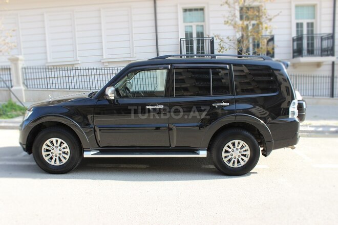 Mitsubishi Pajero 2012, 225,000 km - 3.0 l - Bakı