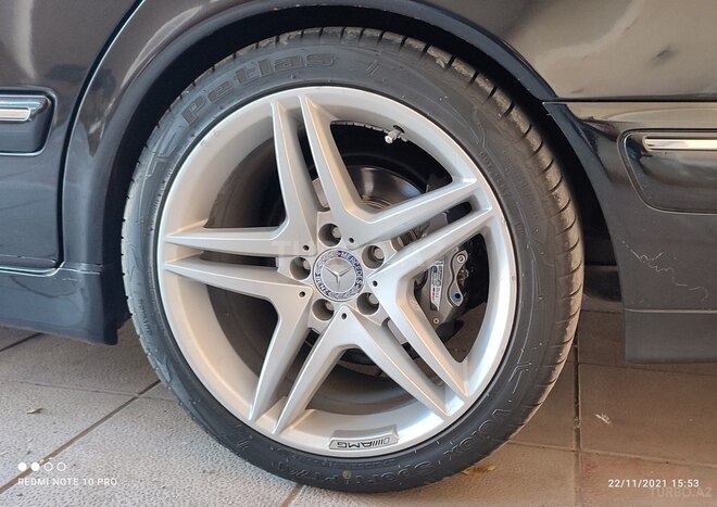 Mercedes E 320 2001, 350,000 km - 3.2 л - Şirvan
