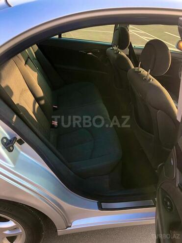 Mercedes E 220 2005, 384,000 km - 2.2 l - Naxçıvan