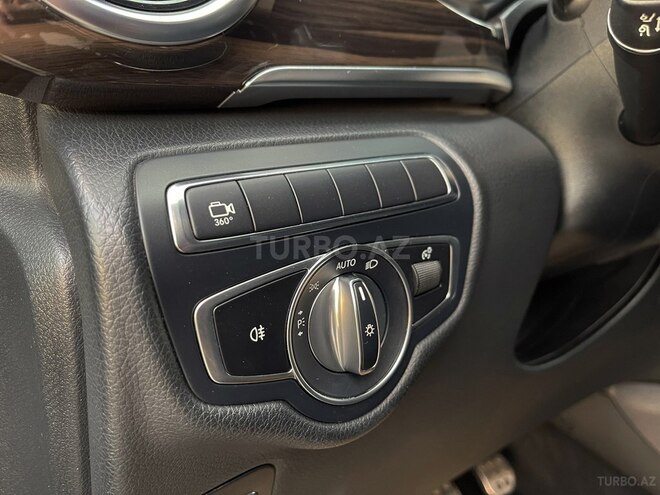 Mercedes V 220 2018, 91,000 km - 2.1 l - Bakı