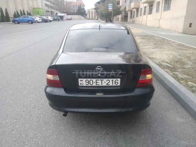 Opel Vectra 1996, 320,000 km - 1.6 л - Bakı