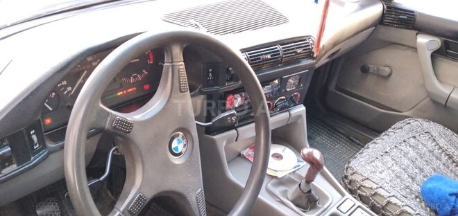 BMW 520 1991, 321,110 km - 2.0 l - Bakı