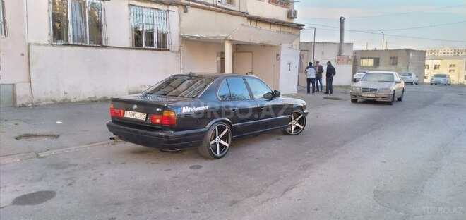 BMW 520 1991, 321,110 km - 2.0 l - Bakı