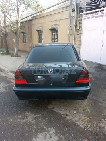 Mercedes C 180 1999, 245,231 km - 1.8 l - Gəncə