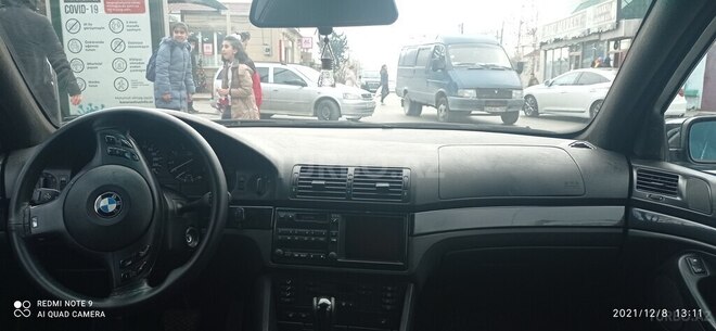 BMW 525 2003, 260,000 km - 2.5 л - Bakı