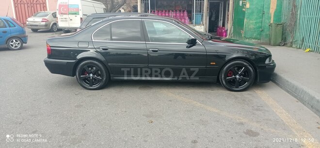 BMW 525 2003, 260,000 km - 2.5 л - Bakı