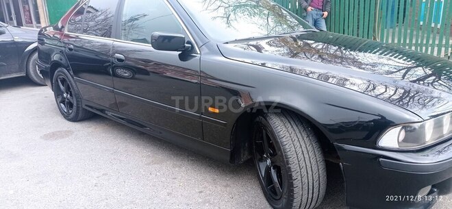 BMW 525 2003, 260,000 km - 2.5 л - Bakı