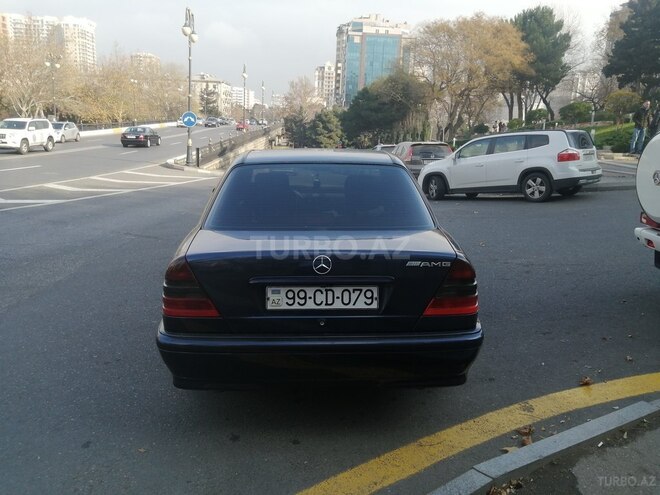 Mercedes C 180 1999, 324,000 km - 1.8 l - Bakı