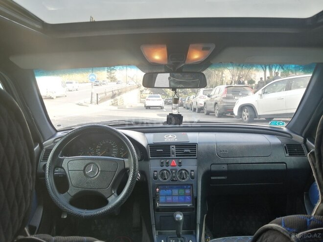 Mercedes C 180 1999, 324,000 km - 1.8 l - Bakı