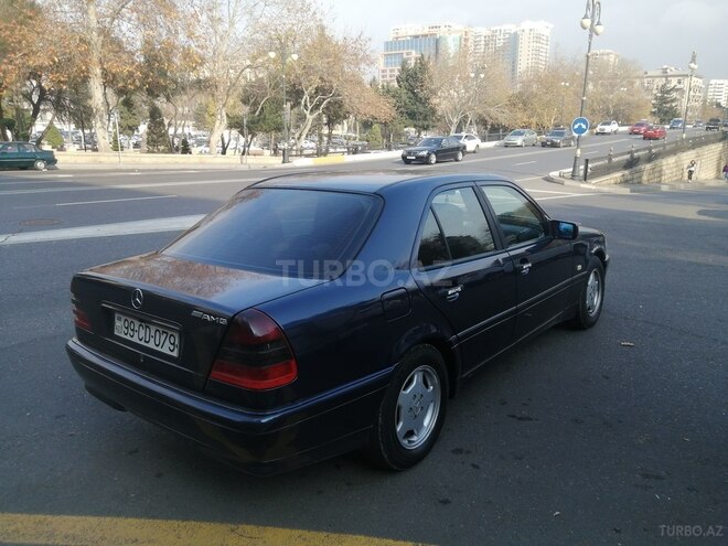 Mercedes C 180 1999, 324,000 km - 1.8 l - Bakı