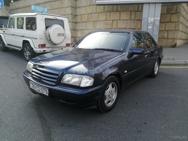 Mercedes C 180 1999, 324,000 km - 1.8 l - Bakı