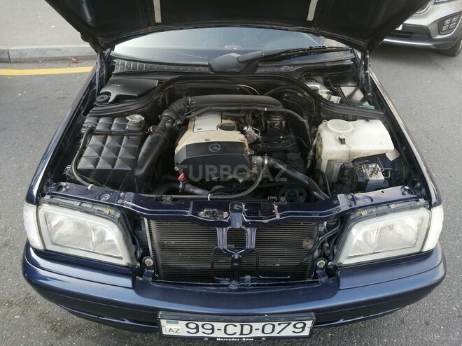 Mercedes C 180 1999, 324,000 km - 1.8 l - Bakı