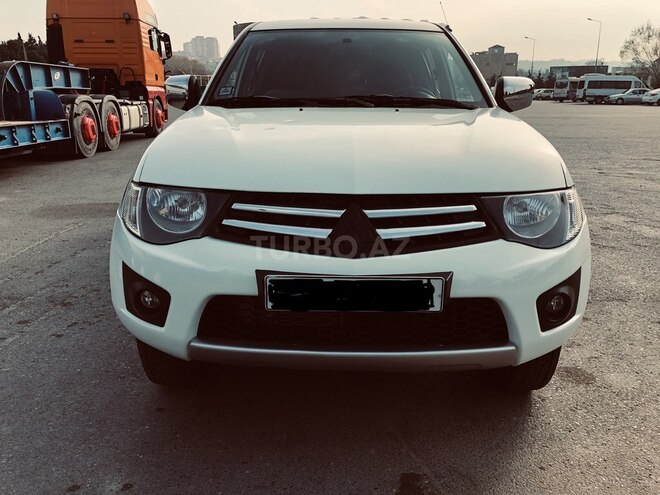 Mitsubishi L200 2013, 187,576 km - 2.5 l - Bakı