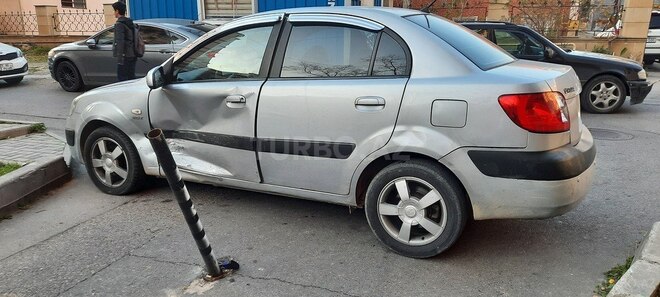 Kia Rio 2005, 63,300 km - 1.5 l - Bakı
