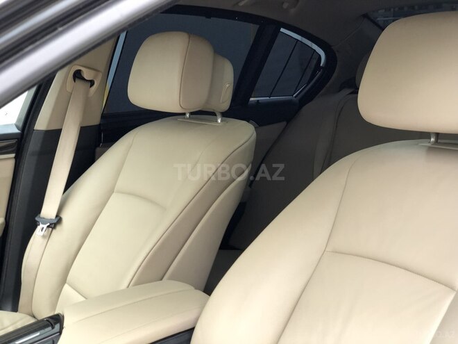 BMW 528 2011, 221,800 km - 2.0 l - Bakı