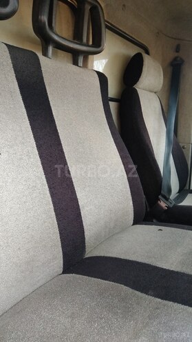 GAZ 3102 2004, 200,000 km - 2.4 l - Tovuz
