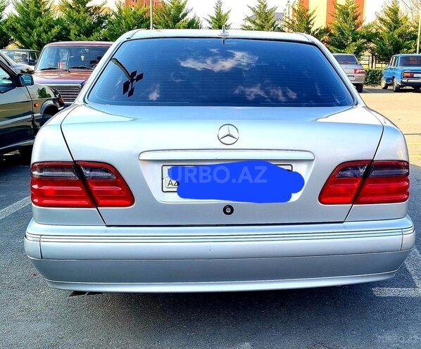 Mercedes E 240 2001, 372,500 km - 2.6 l - Bakı