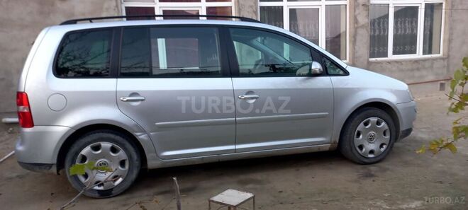 Volkswagen Touran 2006, 39,500 km - 2.0 l - Bakı