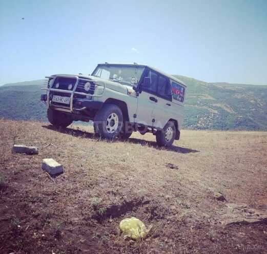 UAZ 469 1998, 150,000 km - 2.5 l - Lerik