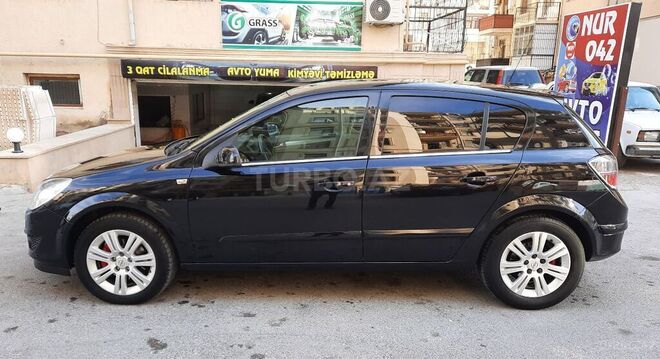 Opel Astra 2009, 175,700 km - 1.3 л - Bakı