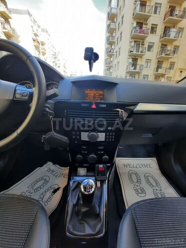 Opel Astra 2009, 175,700 km - 1.3 л - Bakı