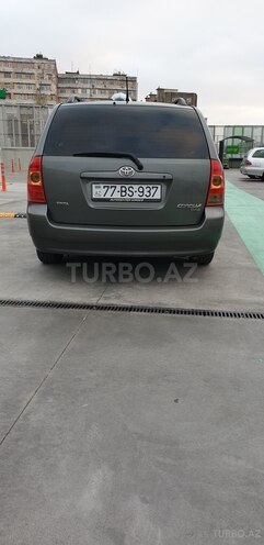 Toyota Corolla 2006, 250,000 km - 1.4 l - Bakı