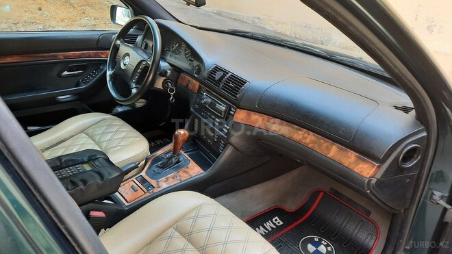 BMW 520 1997, 366,000 km - 2.0 л - Bakı