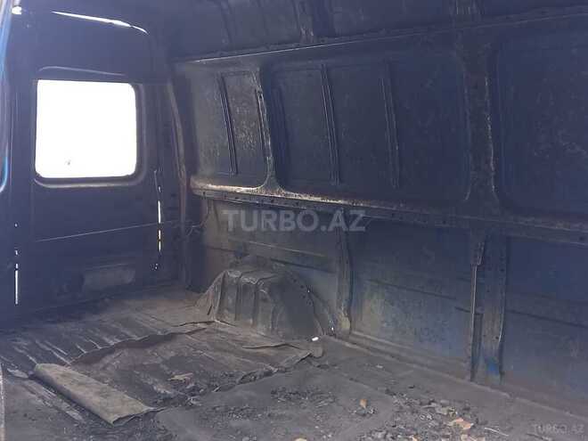 Ford Transit 1998, 317,000 km - 2.5 l - Quba