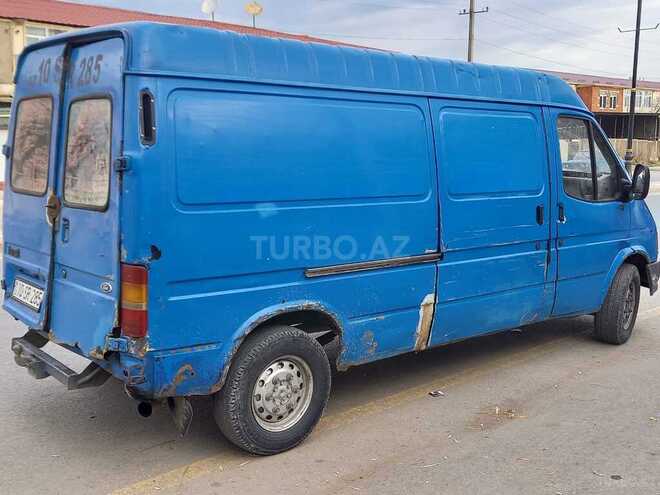 Ford Transit 1998, 317,000 km - 2.5 l - Quba