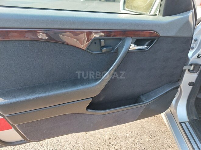 Mercedes C 220 1996, 370,444 km - 2.2 l - Bakı