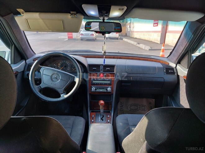 Mercedes C 220 1996, 370,444 km - 2.2 l - Bakı