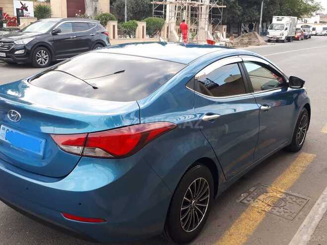 Hyundai Elantra 2015, 77,000 km - 1.6 л - Bakı