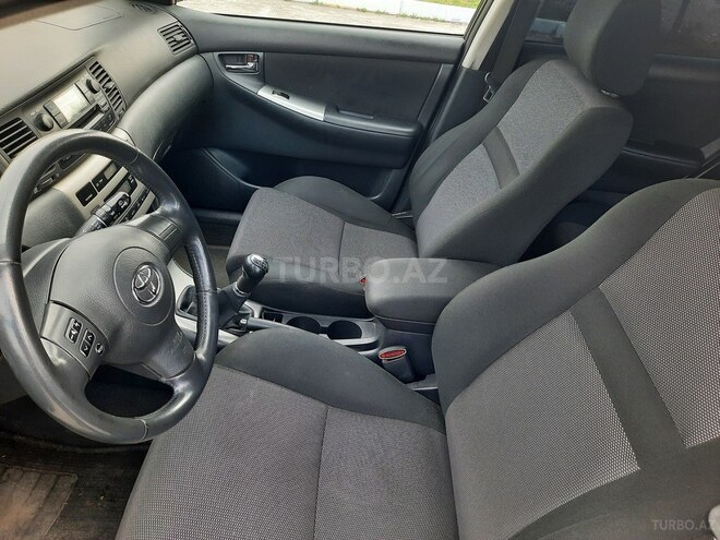 Toyota Corolla 2006, 170,000 km - 1.4 l - Göyçay