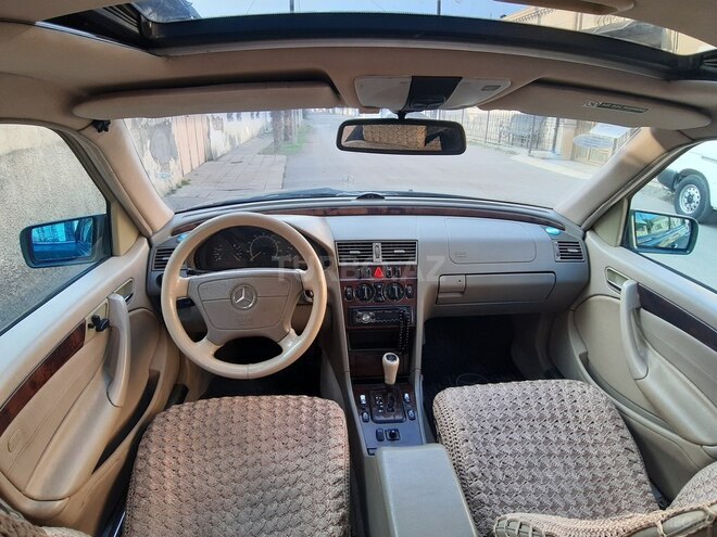 Mercedes C 230 2000, 278,000 km - 2.3 l - Gəncə