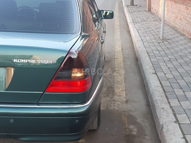 Mercedes C 230 2000, 278,000 km - 2.3 l - Gəncə