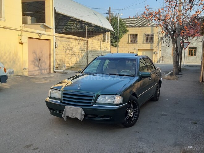 Mercedes C 230 2000, 278,000 km - 2.3 l - Gəncə