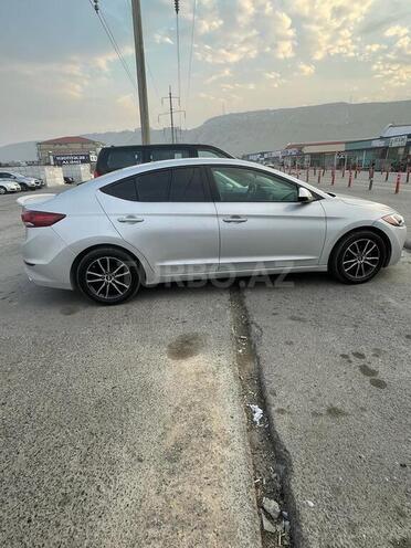 Hyundai Elantra 2017, 107,826 km - 2.0 л - Bakı