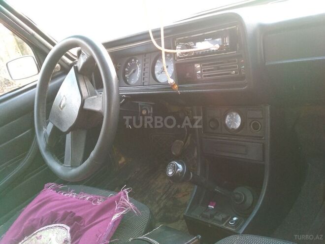 LADA (VAZ) 2107 1993, 38,620 km - 1.6 l - Astara