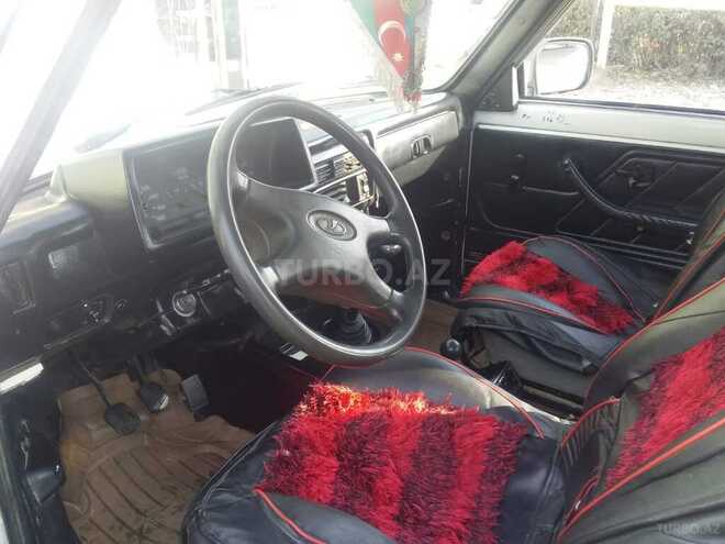 LADA (VAZ) Niva 2004, 36,547 km - 1.7 l - Salyan